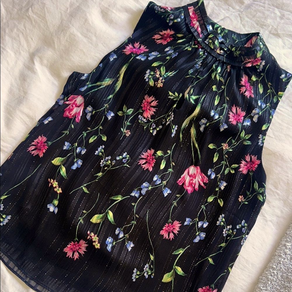 White House Black Market Floral Print Sleeveless Blouse